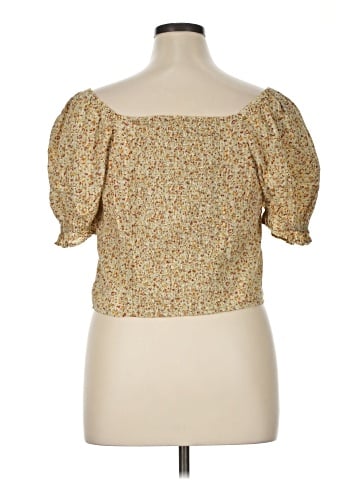Madewell Hopewell Puff-Sleeve Crop Top in Cottage Garden (view 2)