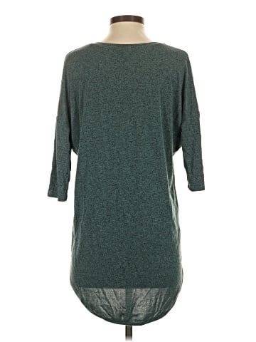 Express Outlet 3/4 Sleeve Top (view 2)