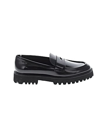 Charles & Keith Flats (view 1)
