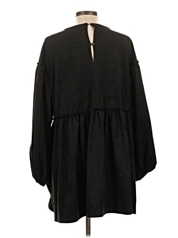 Chelsea & Violet Casual Dress (view 2)