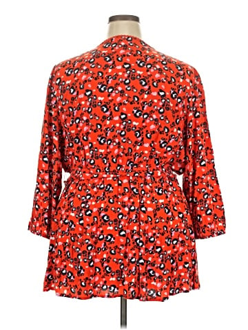 Crown & Ivy Casual Dress (view 2)