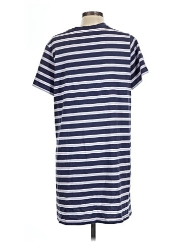 Old Navy Casual Dress (view 2)