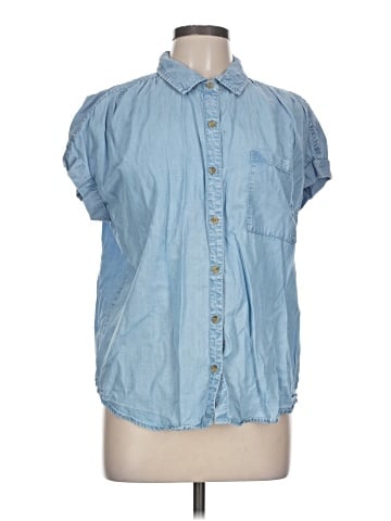 Style&Co Short Sleeve Button-Down Shirt (view 1)