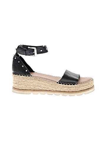 Universal Thread Wedges (view 1)