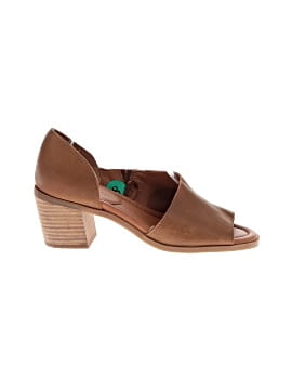 Sole Society Sandals