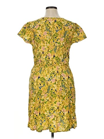 Old Navy Casual Dress (view 2)
