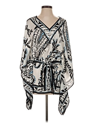 White House Black Market 3/4 Sleeve Blouse (view 1)