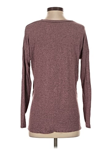 American Eagle Outfitters Pullover Sweater (view 2)