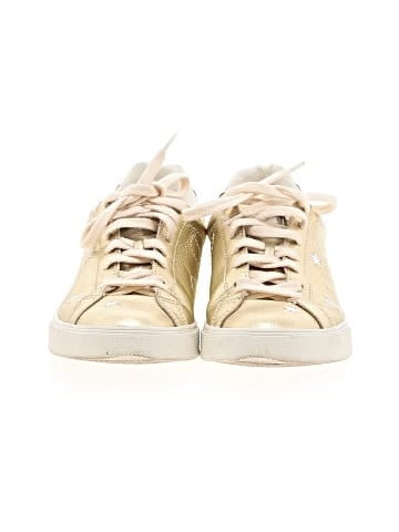 VEJA Sneakers (view 2)