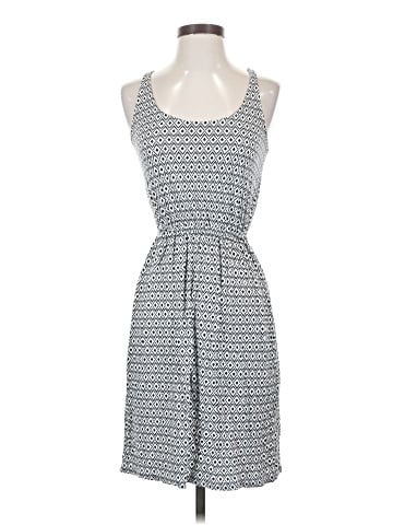 Old Navy Casual Dress (view 1)