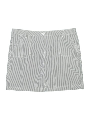 Karen Scott Skort (view 1)