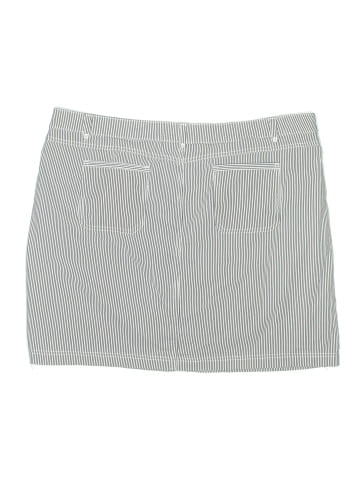Karen Scott Skort (view 2)