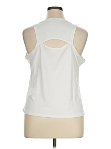 Nike Sleeveless T-Shirt (view 2)