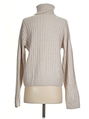 H&M Turtleneck Sweater (view 2)