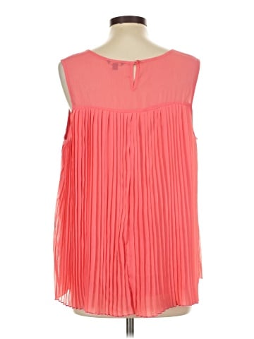 Milano Sleeveless Blouse (view 2)
