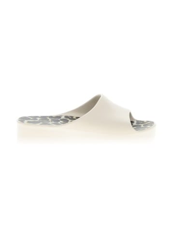 Baretraps Sandals (view 1)