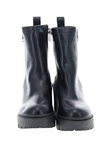 Urban Outfitters Ankle Boots (view 2)