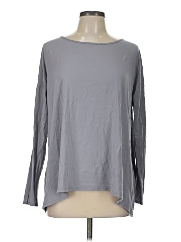 Lululemon Athletica Long Sleeve T-Shirt (view 1)