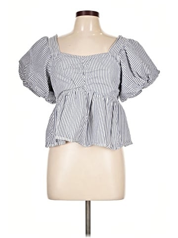 Old Navy Short Sleeve T-Shirt (view 1)