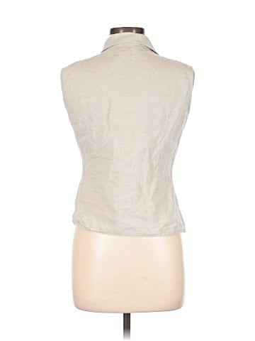 Casual Corner Annex Sleeveless Button-Down Shirt (view 2)