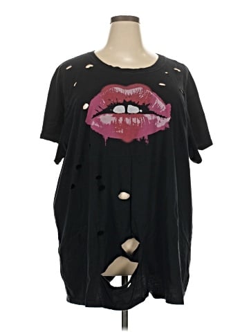 Torrid Short Sleeve T-Shirt (view 1)
