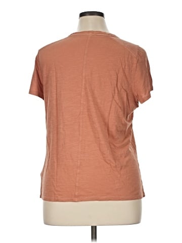 Banana Republic Short Sleeve T-Shirt (view 2)