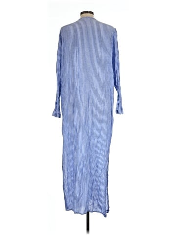 Love by Gap Casual Dress (view 2)