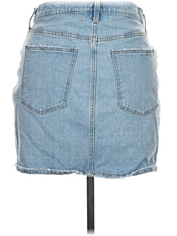 Universal Thread Denim Skirt (view 2)