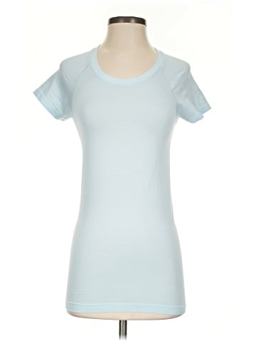 Lululemon Athletica Short Sleeve T-Shirt (view 1)