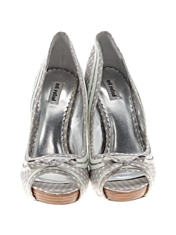 Not Rated Heels (view 2)