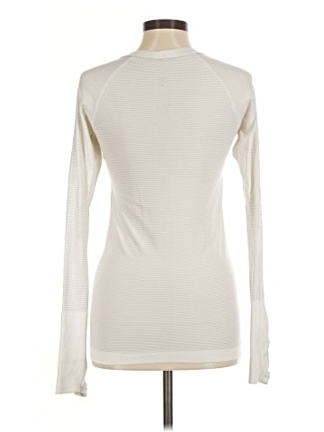 Lululemon Athletica Long Sleeve T-Shirt (view 2)