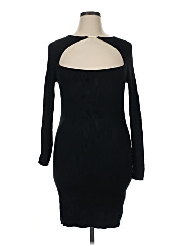 Abercrombie & Fitch Cocktail Dress (view 1)