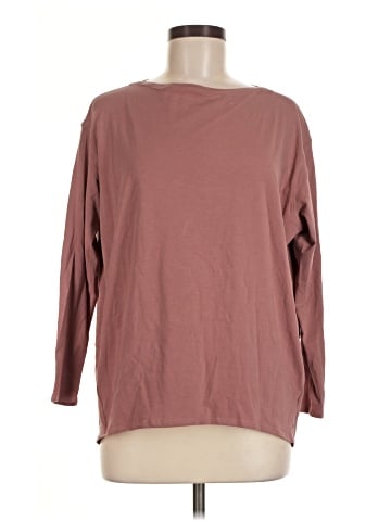 Lululemon Athletica 3/4 Sleeve T-Shirt (view 1)