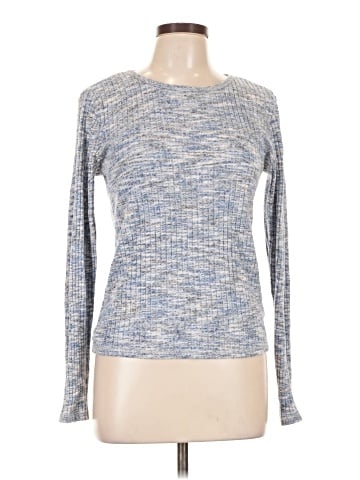 Old Navy Long Sleeve T-Shirt (view 1)