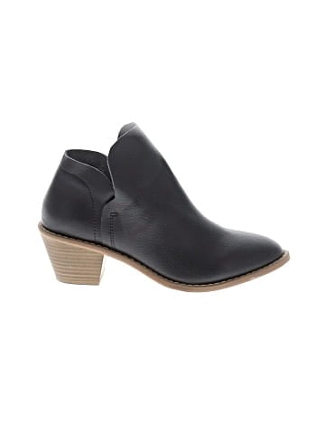 Universal Thread Ankle Boots (view 1)
