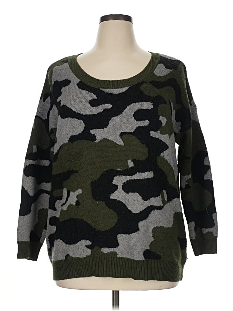 Pre-owned Torrid Pullover Sweater In Green