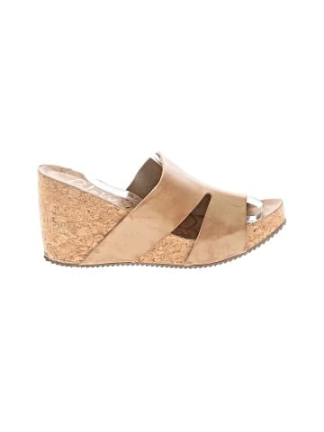 Blowfish Wedges (view 1)