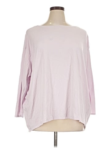 Lululemon Athletica 3/4 Sleeve T-Shirt (view 1)
