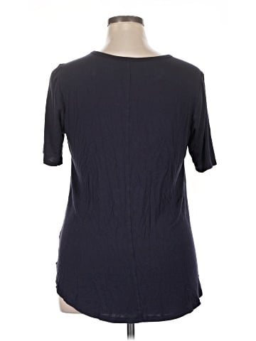 Lane Bryant Short Sleeve T-Shirt (view 2)