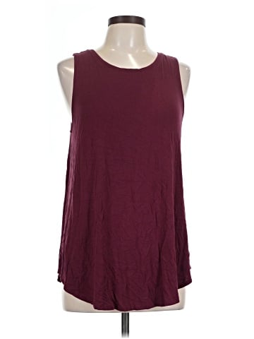 Old Navy Sleeveless T-Shirt (view 1)