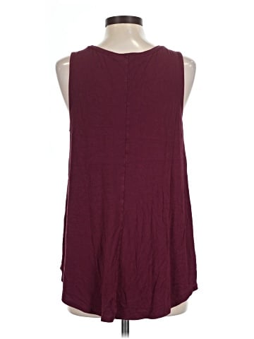 Old Navy Sleeveless T-Shirt (view 2)