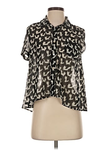 Romeo & Juliet Couture Short Sleeve Blouse (view 1)