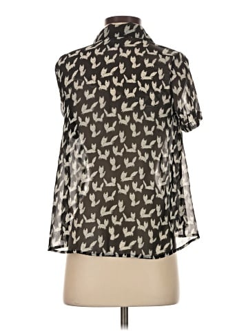 Romeo & Juliet Couture Short Sleeve Blouse (view 2)
