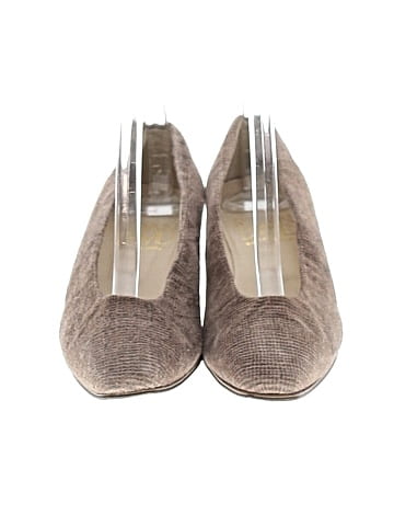 Joan & David Heels (view 2)