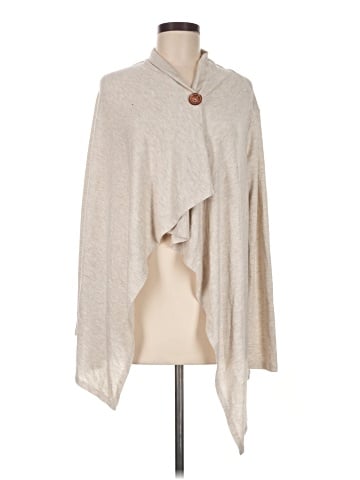 Bobeau Poncho (view 1)
