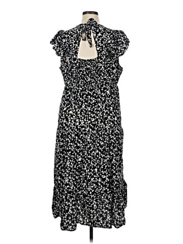 Old Navy Casual Dress (view 2)