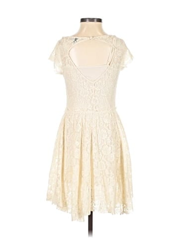 American Eagle Outfitters Cocktail Dress (view 2)