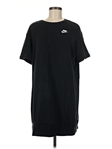 Nike Short Sleeve T-Shirt (view 1)