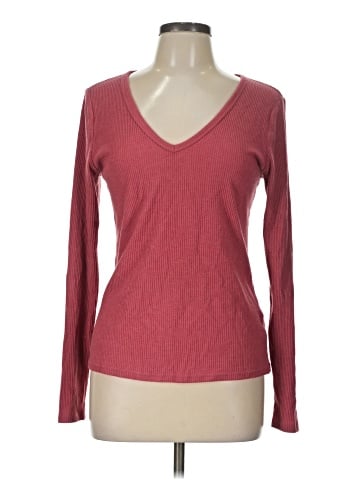 Old Navy Long Sleeve T-Shirt (view 1)