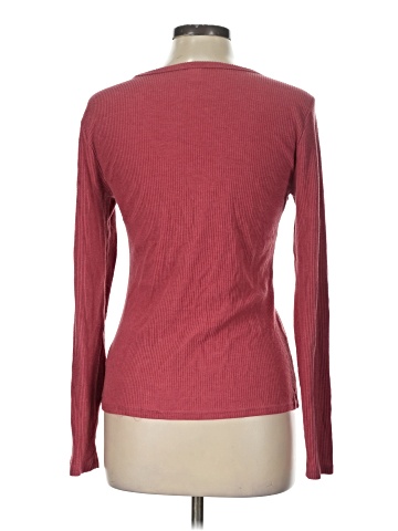Old Navy Long Sleeve T-Shirt (view 2)